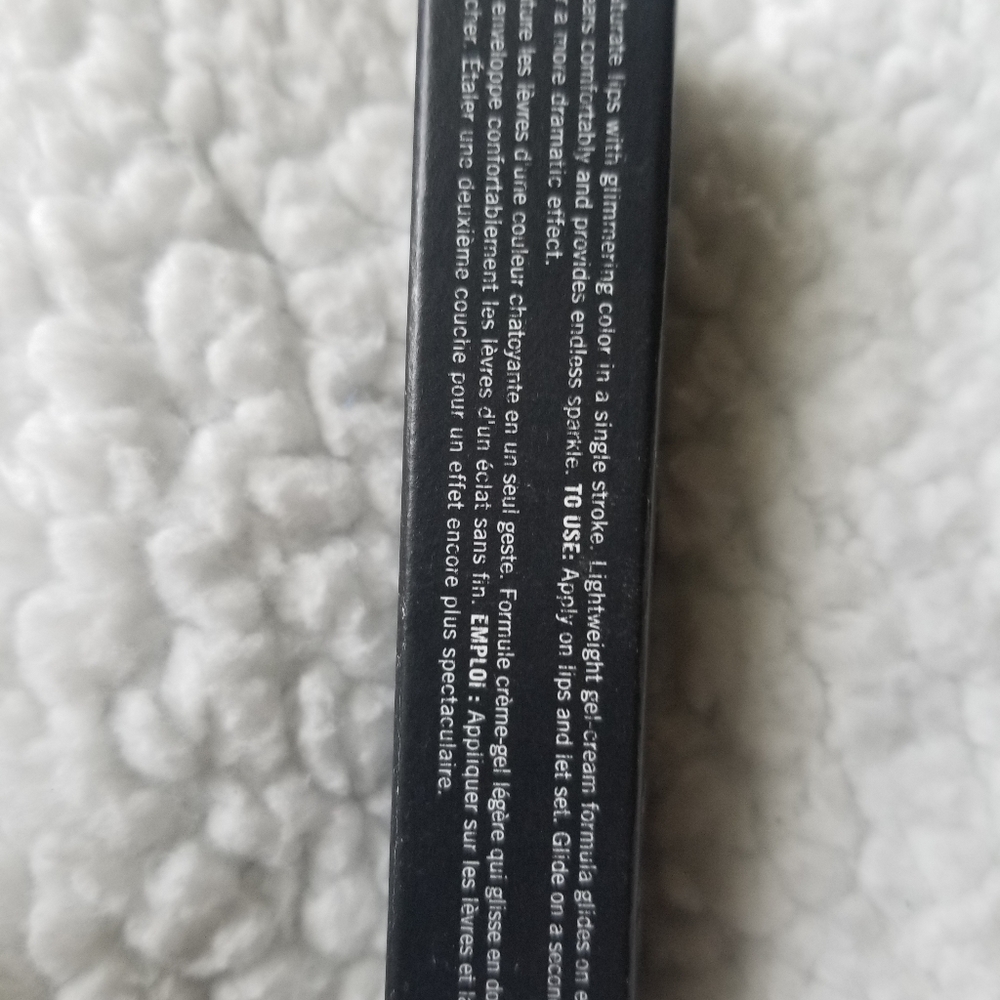 🍩Avon Glimmer Kiss Lipstick💕4/$16🥰 - Picture 5 of 9